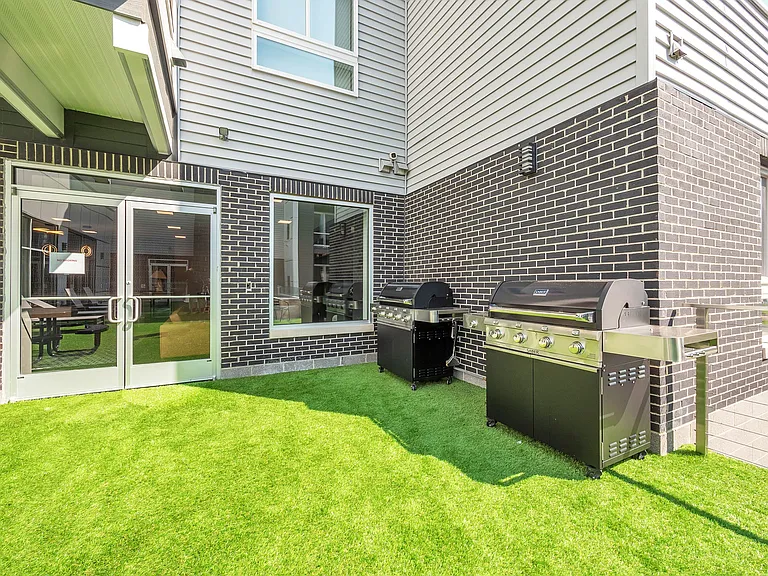 4 Corners Lakeside Apartments - White Lake, MI — Photo 35