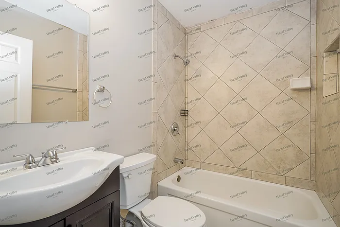 3871 Laguna Dr — Photo 9