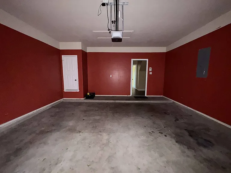6406 Clear Brook Dr — Photo 35