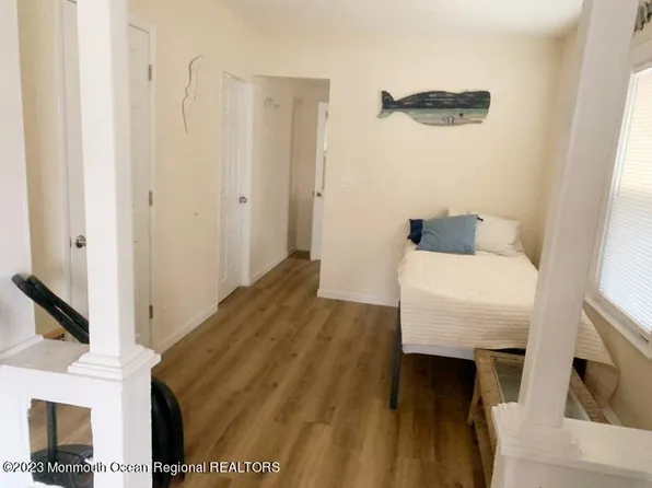 323 14th Ave, Belmar, NJ 07719