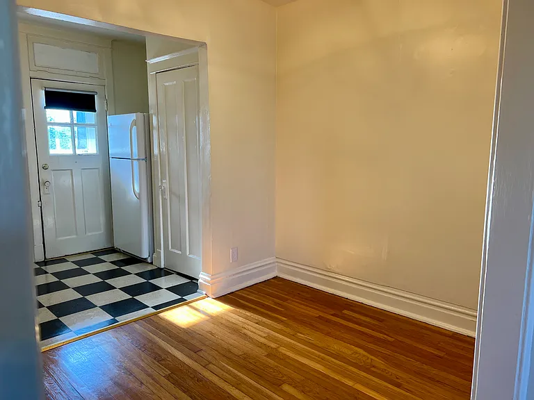 2429 Sutton Blvd #3S — Photo 7