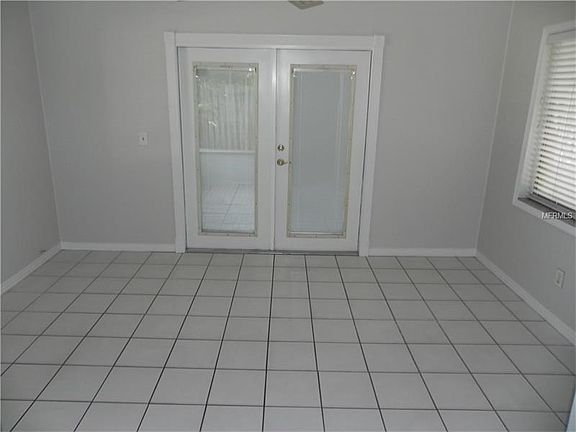 5th image of 4931 Shetland Ave