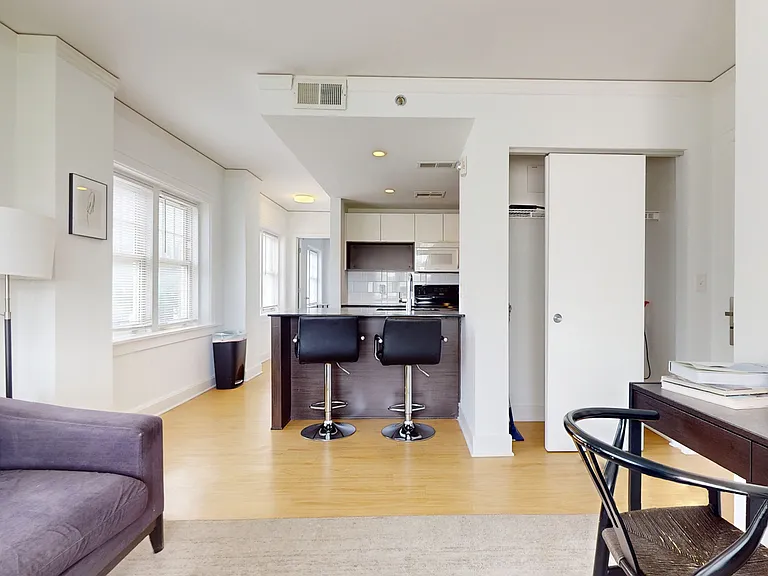 Dining/Living room