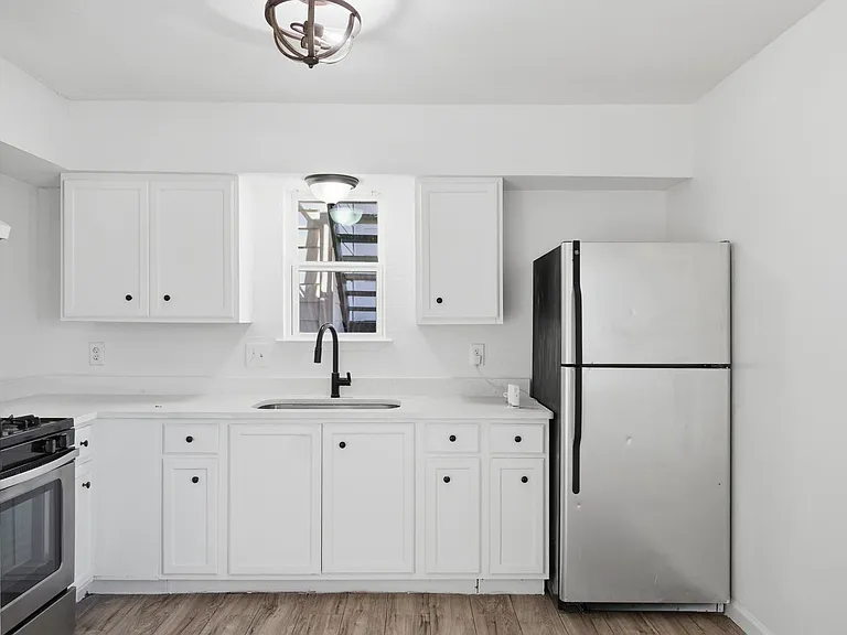 2705 Windswept Cv — Photo 1