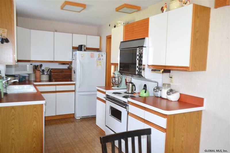 2nd image of 42-44 GORSKI Street