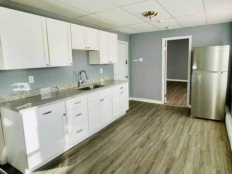 227 Church St #3A — Photo 3