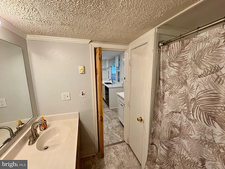 219 Longfellow Ave — Photo 13
