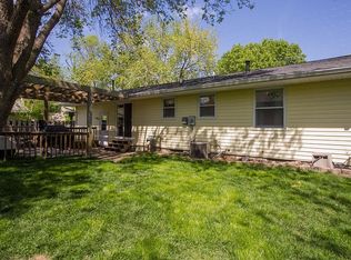 1820 10th St, Nevada, IA 50201