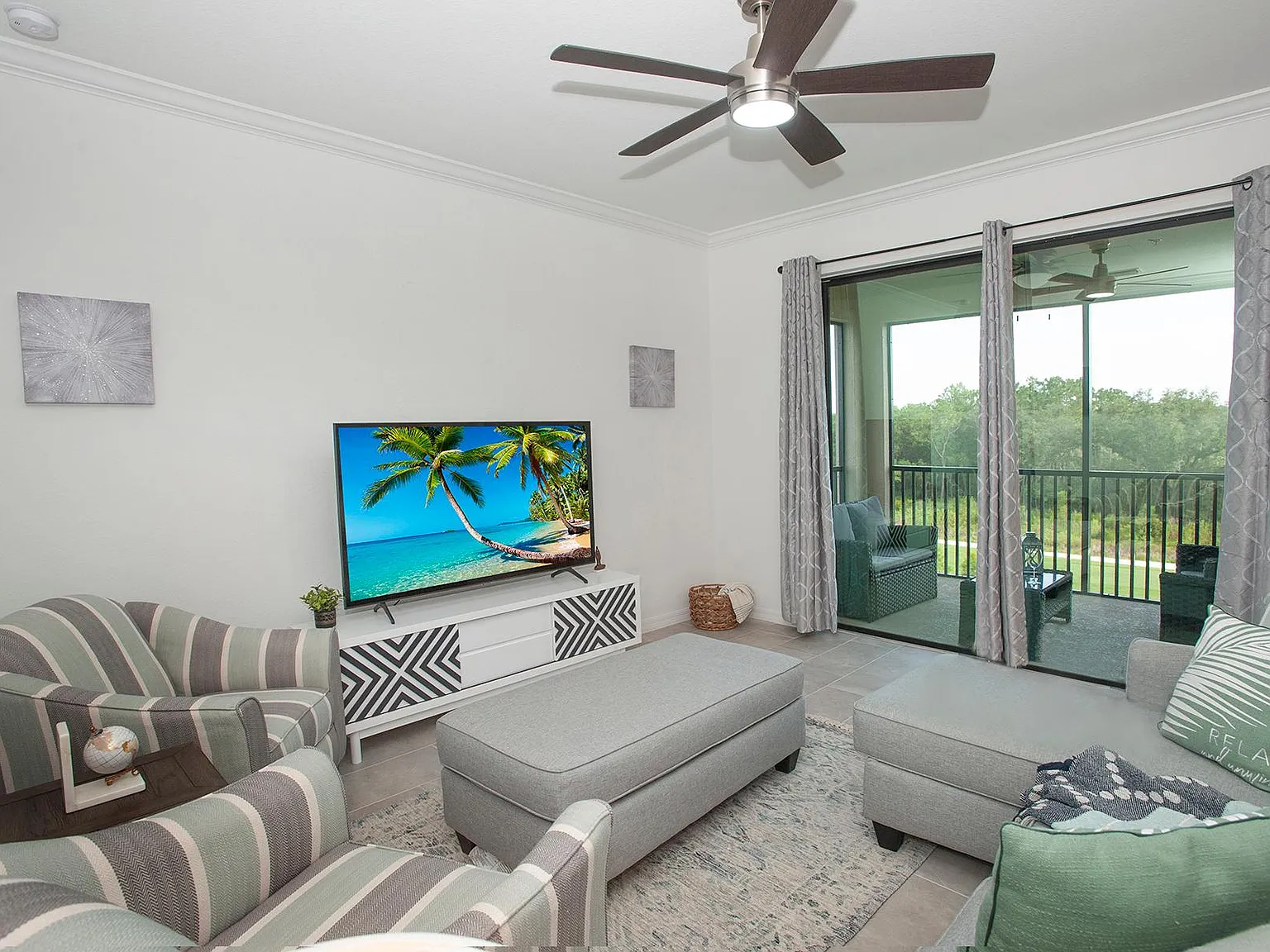 2 bed, 1232 sqft, $2,850 — Photo 2