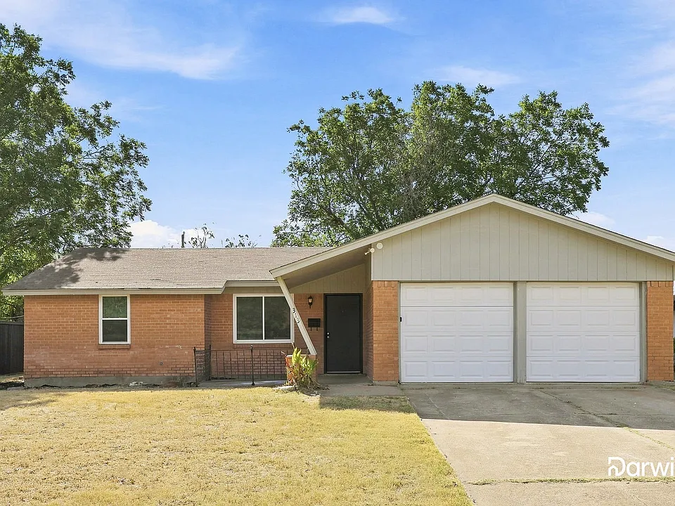 313 McCurdy St