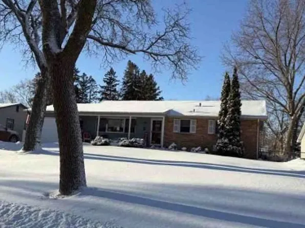 7844 Firwood Way NE, Fridley, MN 55432