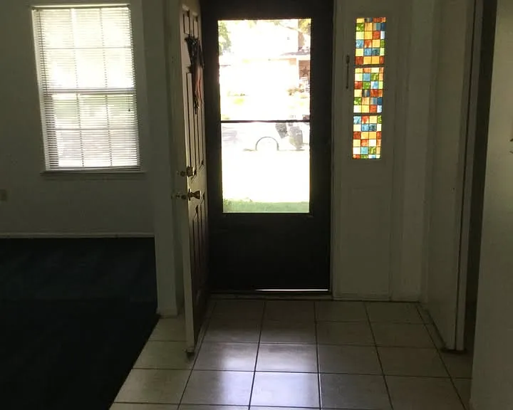 10 Chestnut Dr — Photo 3