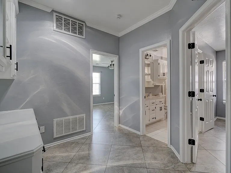 1209 SW 113th St — Photo 24