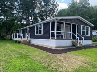 22 Pheasant Rd, Saco, ME 04072