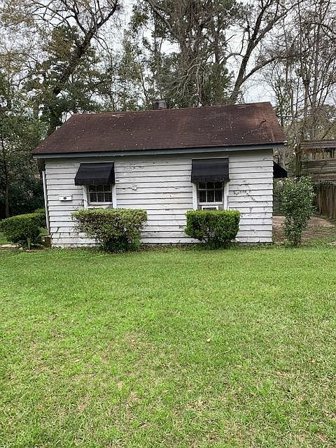 1st image of 328 1/2 Desoto St