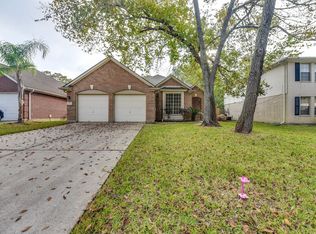 16907 Summerfield Ridge Dr, Sugar Land, TX 77498