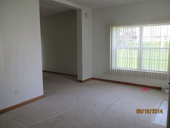 5th image of 1118 S 9th Ave