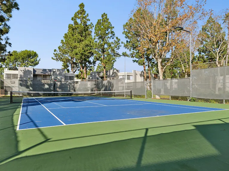South Coast Racquet Club — Photo 11