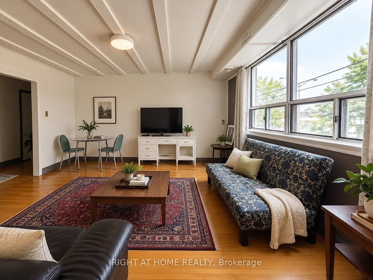 2849 Kingston Rd — Photo 4