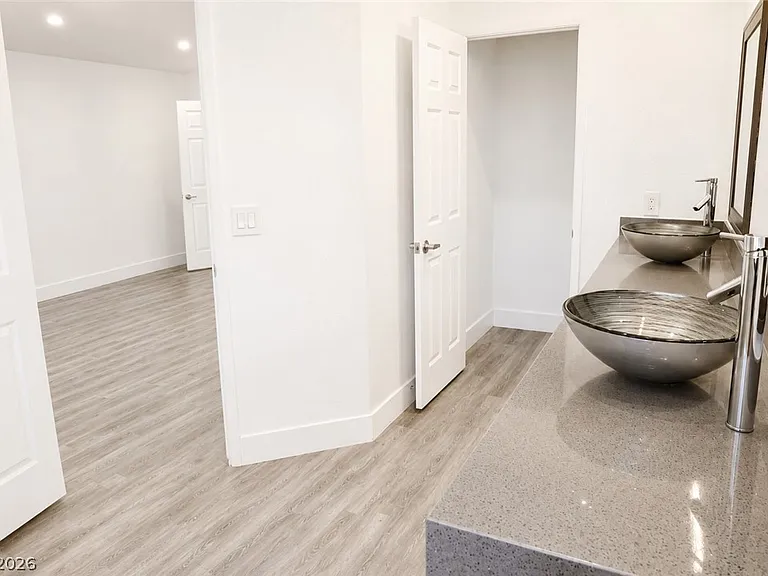 2308 Angelfire St — Photo 18