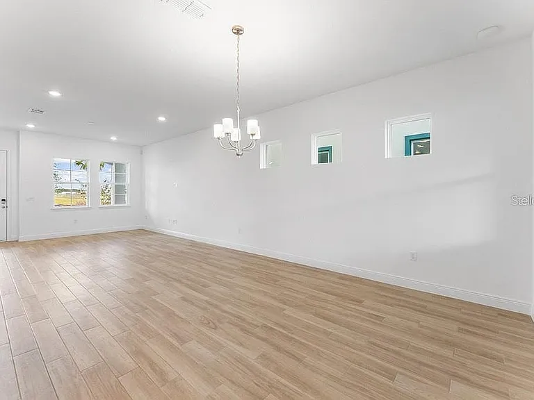 10115 Pearson Ave — Photo 10