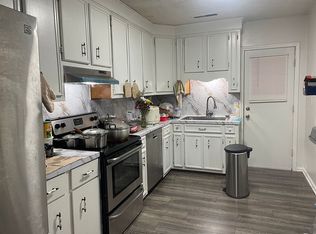 100 Warren Ave, Lamar, SC 29069