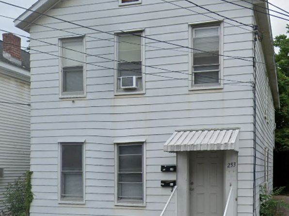 253 Park Pl Floor 1