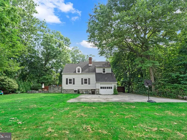 594 Haverford Rd, Haverford, PA 19041