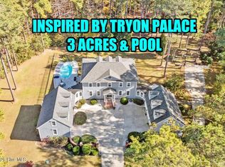 11 Bullens Creek Drive, New Bern, NC 28562