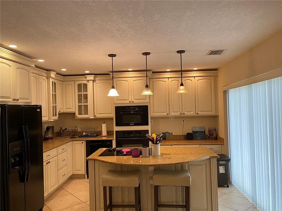 2nd image of 2602 SE 5th Circle #72 B