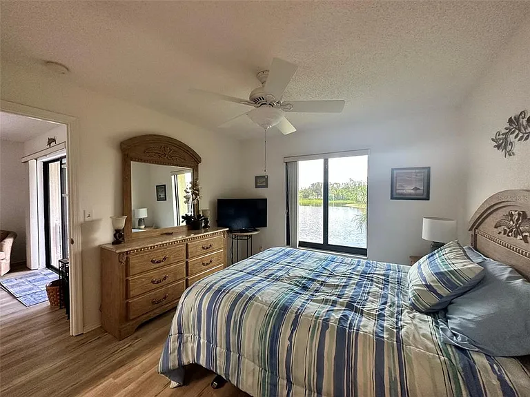 4024 Oakview Dr #I9 — Photo 12