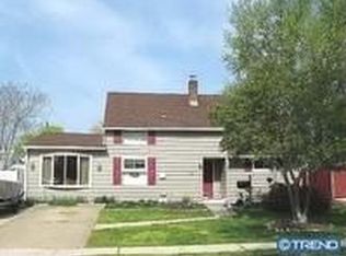 59 Nearwood Ln, Levittown, PA 19054