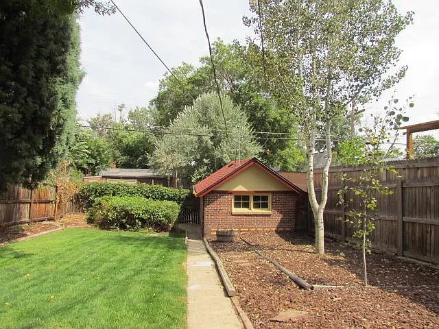 3428 N Newton St — Photo 25