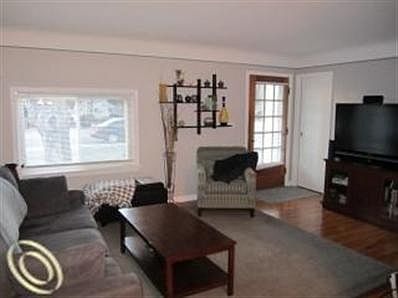 3rd image of 90 N Andrews St