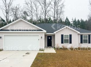 136 Western Red Cedar Dr, Springfield, GA 31329