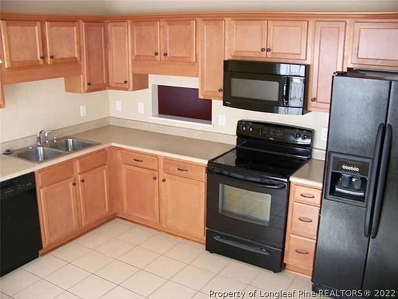 4th image of 4417 Clifton Dr