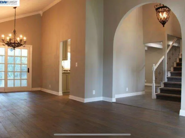 3195 Cranwood Ct, Pleasanton, CA 94588