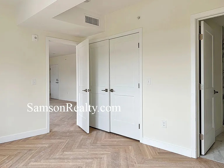 155 Gano St #402 — Photo 2