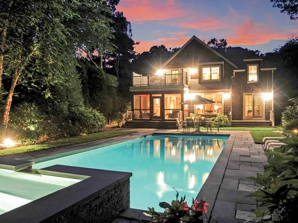 (undisclosed Address), East Hampton, NY 11937