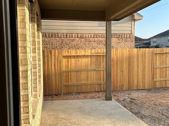 5th image of 7427 Sail Hill Dr