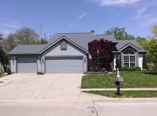 7568 Saint George Blvd, Fishers, IN 46038