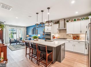 3703 Havertill Ln, Woodbridge, VA 22193