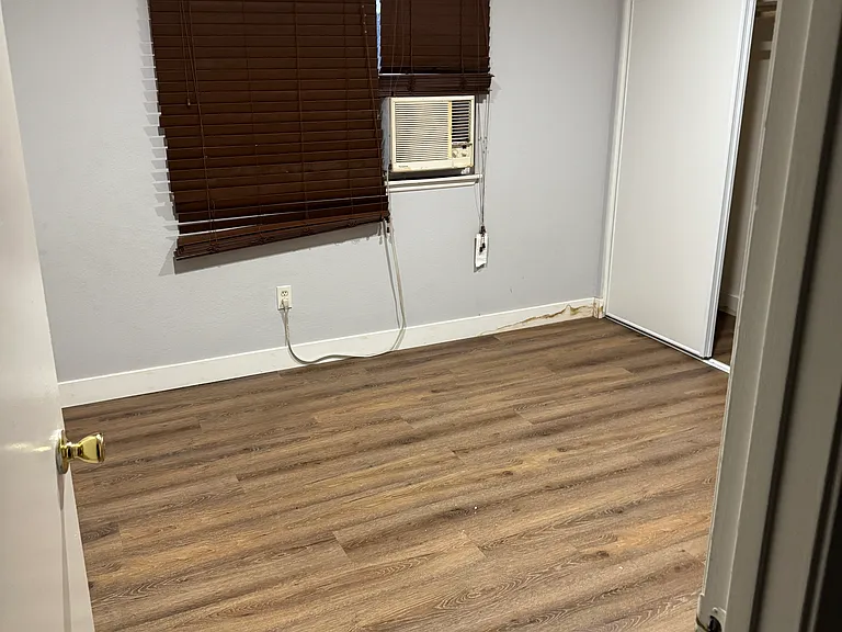 25290 Kalmia Ave — Photo 18