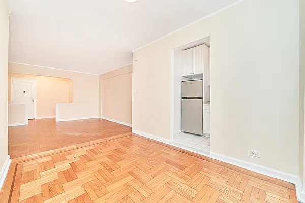 Rented by Living New York | media 11