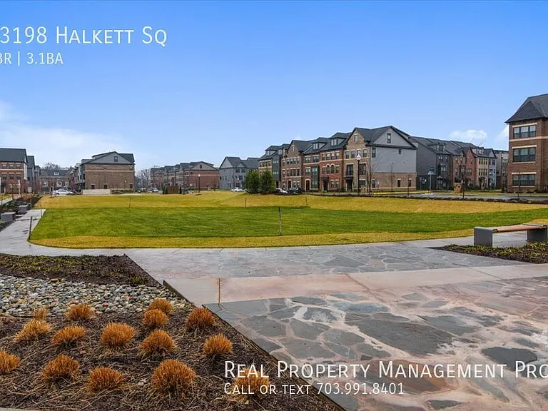 43198 Halkett Sq — Photo 43