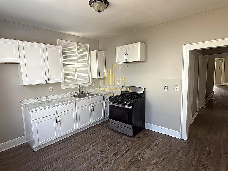 203 Renner Ave #11A — Photo 1