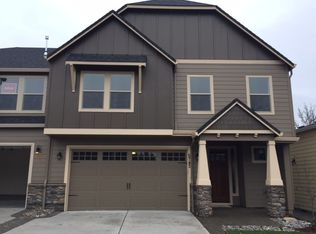 5743 NW 26th Ave, Camas, WA 98607