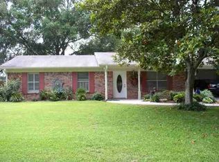 17 Victor Dr, Longview, TX 75601