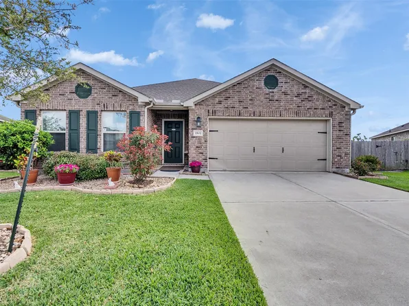 3502 Conquest Cir, Texas City, TX 77591