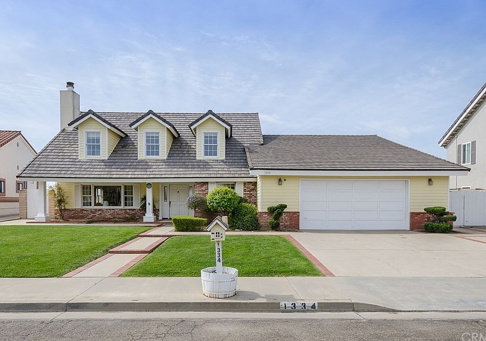 1st image of 1334 Estes Dr
